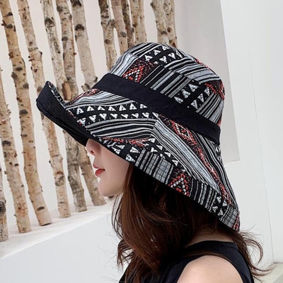 💗LAST ONE💗Black/Patterned Reversible Sun Hat - Picture 2 of 5